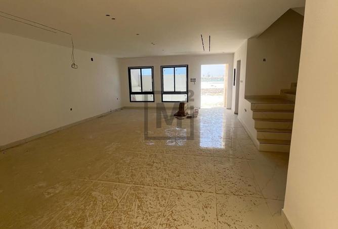 953902 - Property Image 2