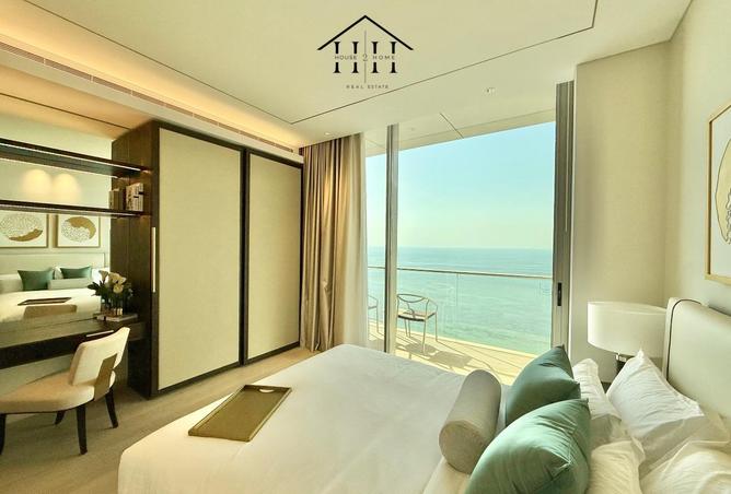 938043 - Property Image 2