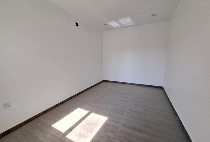 968721 - Property Image 2