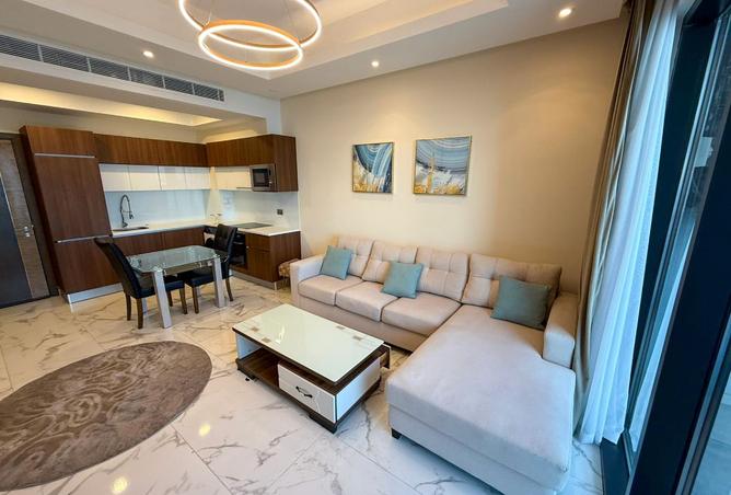 988974 - Property Image 2