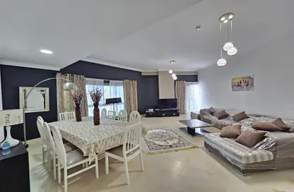 Apartment - 2 Bedrooms - 3 Bathrooms for rent in Al Juffair - Capital Governorate