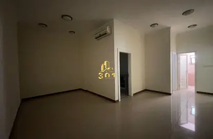 Apartment - 2 Bedrooms - 2 Bathrooms for rent in Hidd - Muharraq Governorate