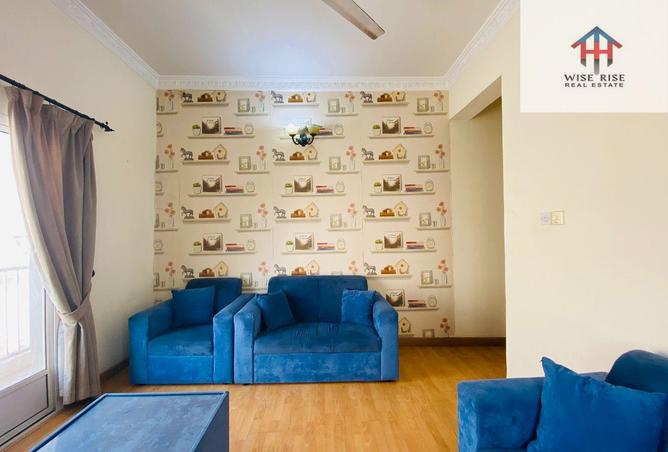 987439 - Property Image 2