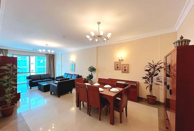 989935 - Property Image 2