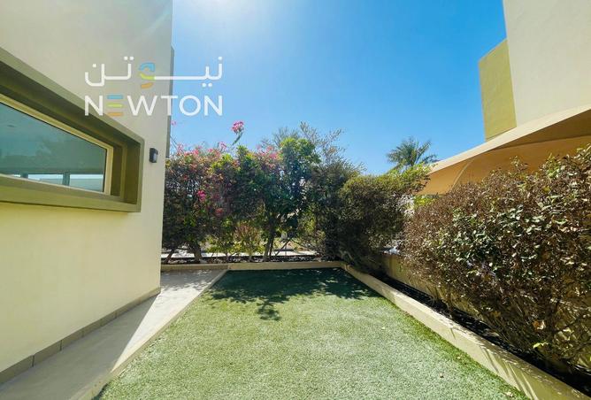 963226 - Property Image 3