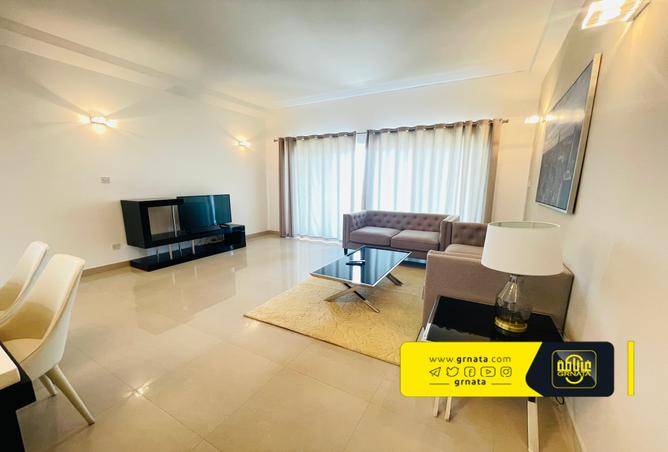 851905 - Property Image 2