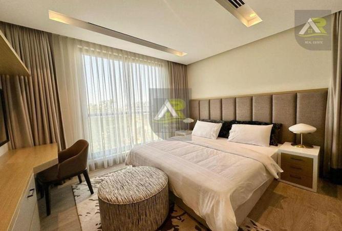 952595 - Property Image 2