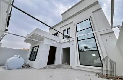 Villa - 3 Bedrooms - 4 Bathrooms for sale in Busaiteen - Muharraq Governorate