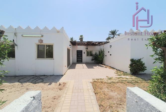 957781 - Property Image 3