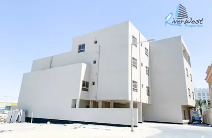 Apartment - 2 Bedrooms - 2 Bathrooms for rent in Busaiteen - Muharraq Governorate