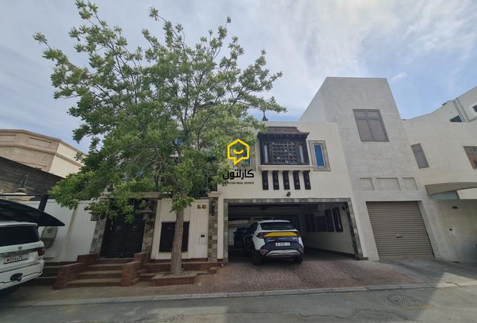 926453 - Property Image 2