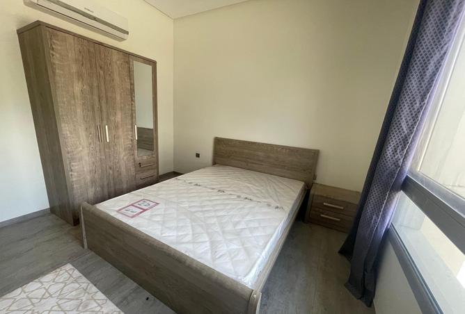 956505 - Property Image 3