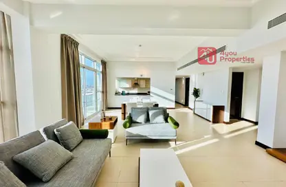 Apartment - 2 Bedrooms - 3 Bathrooms for rent in Zinj - Manama - Capital Governorate