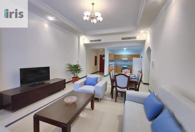 985356 - Property Image 2