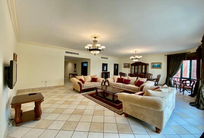 975577 - Property Image 2