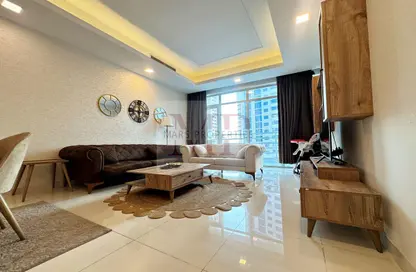 Apartment - 2 Bedrooms - 3 Bathrooms for rent in Al Juffair - Capital Governorate