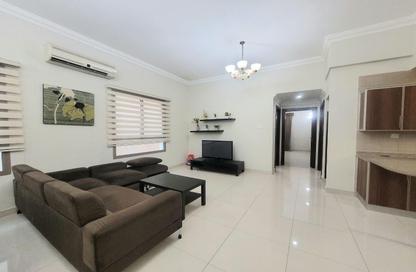 Apartment - 2 Bedrooms - 2 Bathrooms for rent in Zinj - Manama - Capital Governorate