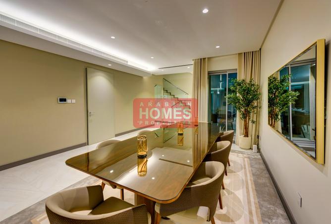 985592 - Property Image 2