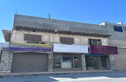 عمارة بالكامل - استوديو - 3 حمامات للبيع في سترة - المحافظة الوسطى