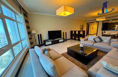 Apartment - 2 Bedrooms - 3 Bathrooms for rent in Al Juffair - Capital Governorate