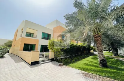 Villa - 4 Bedrooms - 5 Bathrooms for rent in Hamala - Northern Governorate