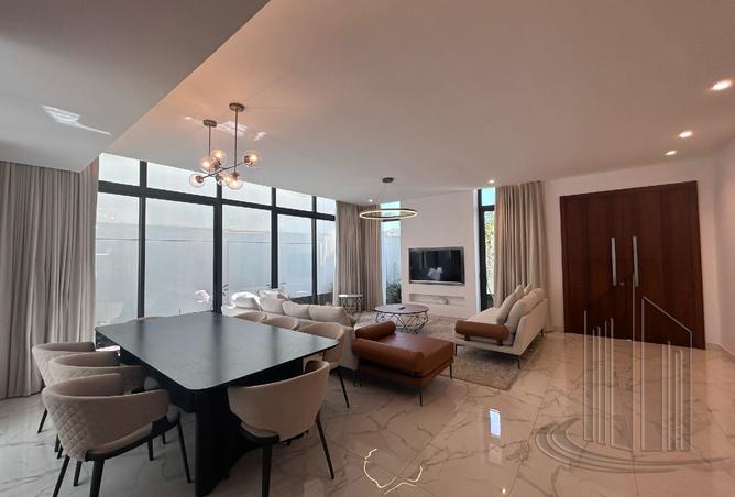 915025 - Property Main Image