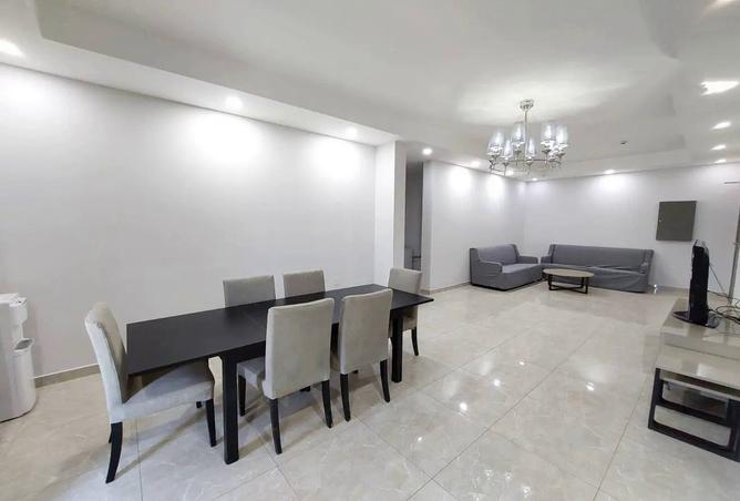 955323 - Property Main Image