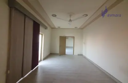 Full Floor - Studio - 3 Bathrooms for rent in Hidd - Muharraq Governorate