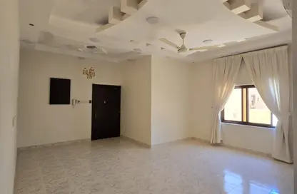 Apartment - 3 Bedrooms - 2 Bathrooms for rent in Tubli - Central Governorate