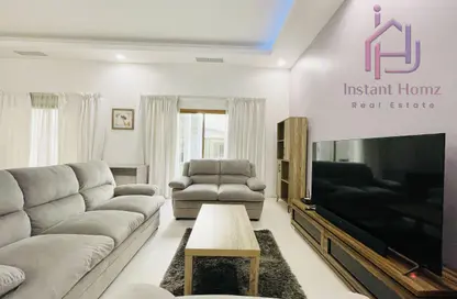 Apartment - 1 Bedroom - 2 Bathrooms for rent in Al Juffair - Capital Governorate