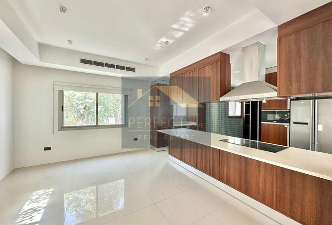 969332 - Property Image 2