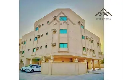 عمارة بالكامل - استوديو - 8 حمامات للبيع في عراد - المحرق