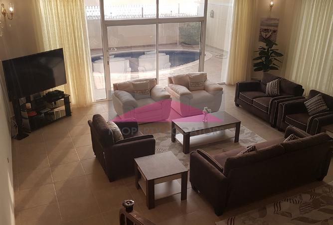 980703 - Property Image 2