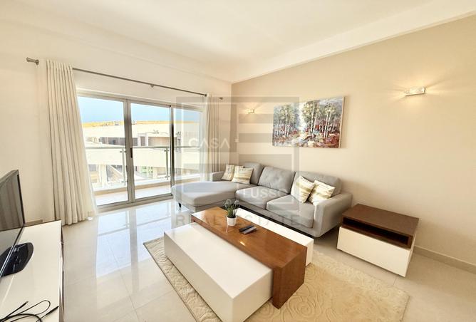 983536 - Property Image 2