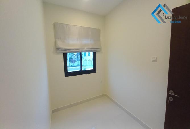 869611 - Property Image 3