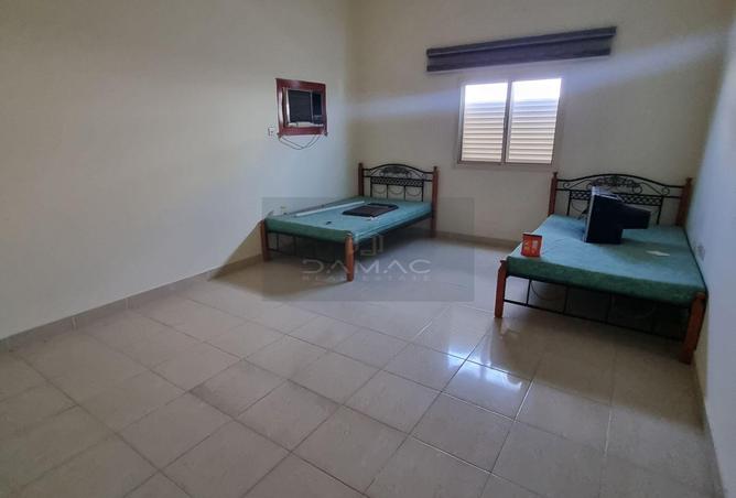 986998 - Property Image 2