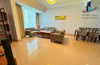 Apartment - 3 Bedrooms - 3 Bathrooms for rent in Al Juffair - Capital Governorate