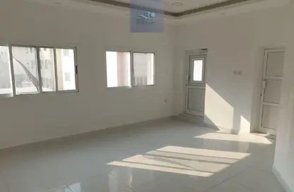Apartment - 3 Bedrooms - 3 Bathrooms for rent in Hidd - Muharraq Governorate