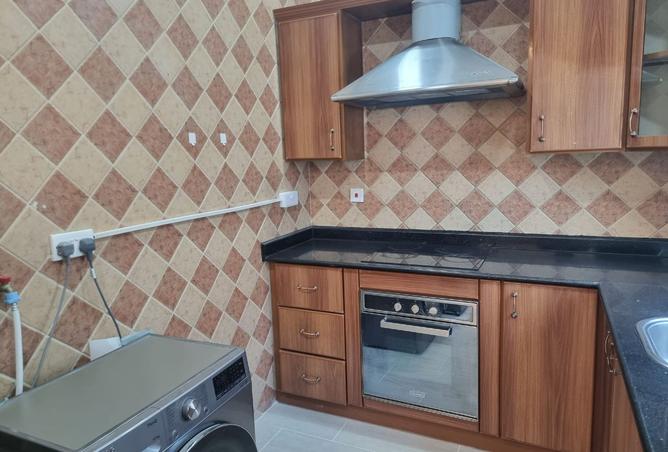 971454 - Property Image 2