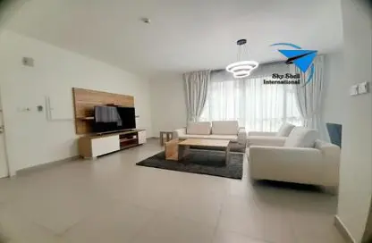 Apartment - 2 Bedrooms - 2 Bathrooms for rent in Mahooz - Manama - Capital Governorate
