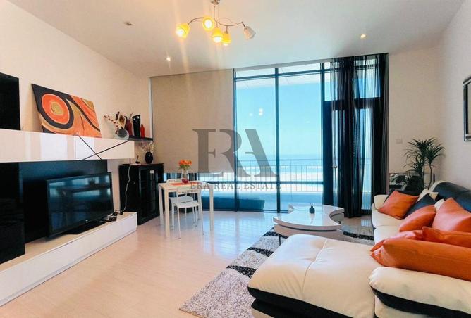 978553 - Property Image 2