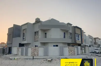 Outdoor House image for: Villa - 4 Bedrooms - 5 Bathrooms for sale in Bani Jamra - Northern Governorate, Image 1
