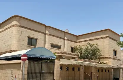 فيلا - 7 غرف نوم - 7 حمامات للبيع في الرفاع الشرقي - الرفاع - المحافظة الجنوبية