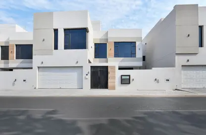 Villa - 4 Bedrooms - 6 Bathrooms for sale in Saar - Northern Governorate