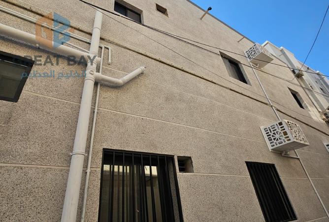 910068 - Property Image 2