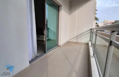 Apartment - 3 Bedrooms - 3 Bathrooms for rent in Al Juffair - Capital Governorate
