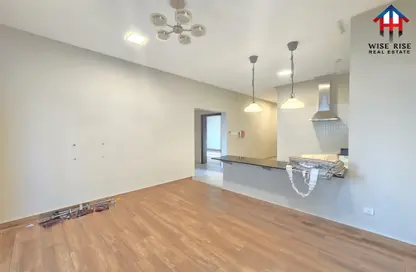 Apartment - 2 Bedrooms - 2 Bathrooms for rent in Al Burhama - Manama - Capital Governorate