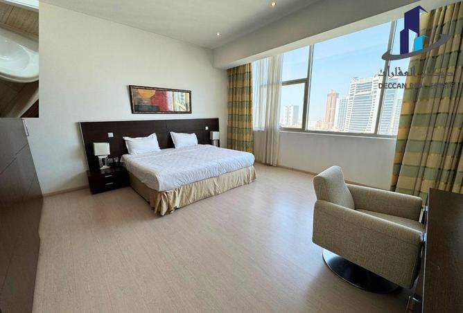 982681 - Property Image 2