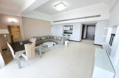 Apartment - 2 Bedrooms - 3 Bathrooms for rent in Zinj - Manama - Capital Governorate
