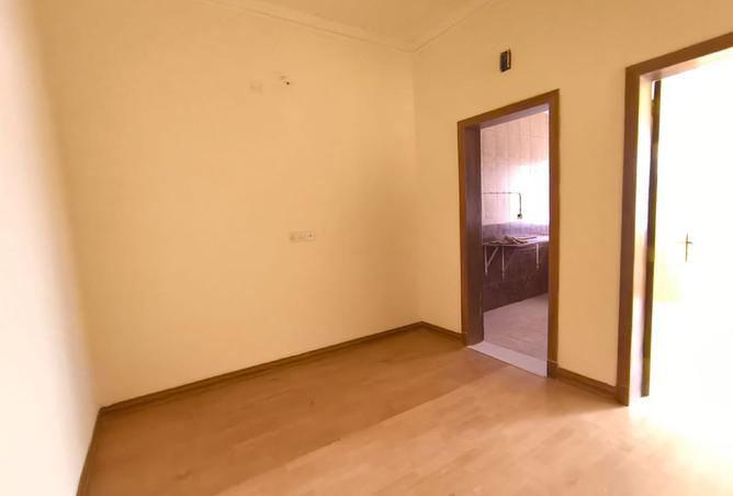 951832 - Property Main Image